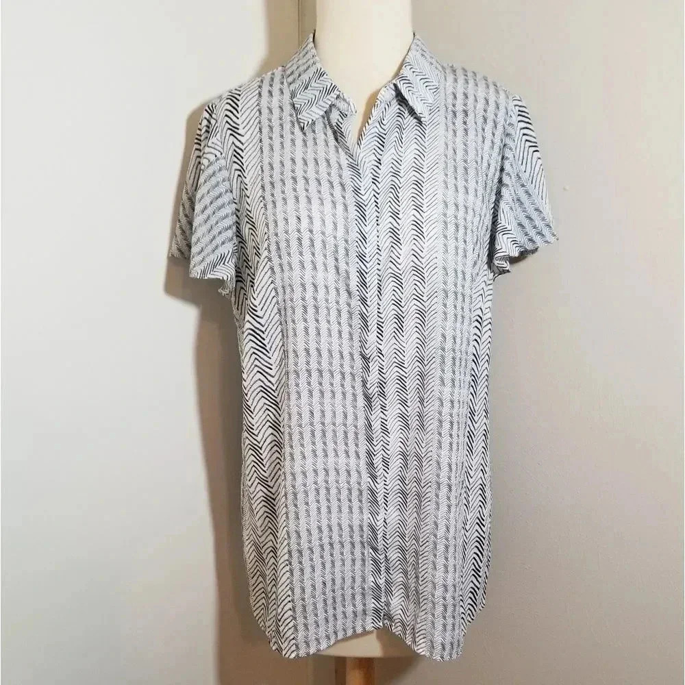 {Worthington} Zig Zag Print Ruffle Sleeve